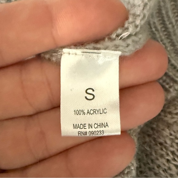 Roxy Gray and Mint Aztec Cardigan • Women’s small - Picture 5 of 7